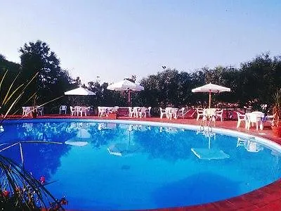 Delle Vigne מלון