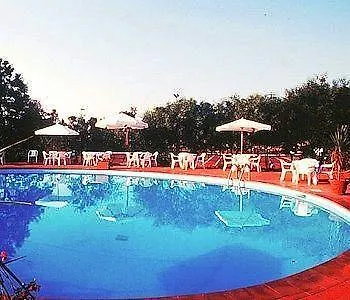 Delle Vigne Hotell 3*